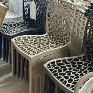 Sedia in Polipropilene per interno/esterno ‘GRUVYER’