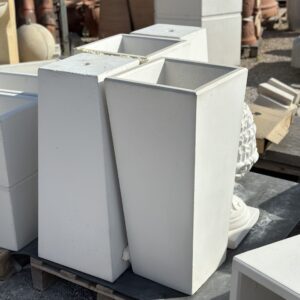 Vaso alto in cemento Bianco