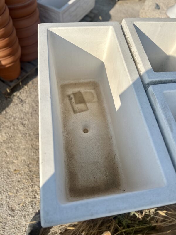 Vaso in cemento effetto pietra per esterno 80x40 - immagine 4