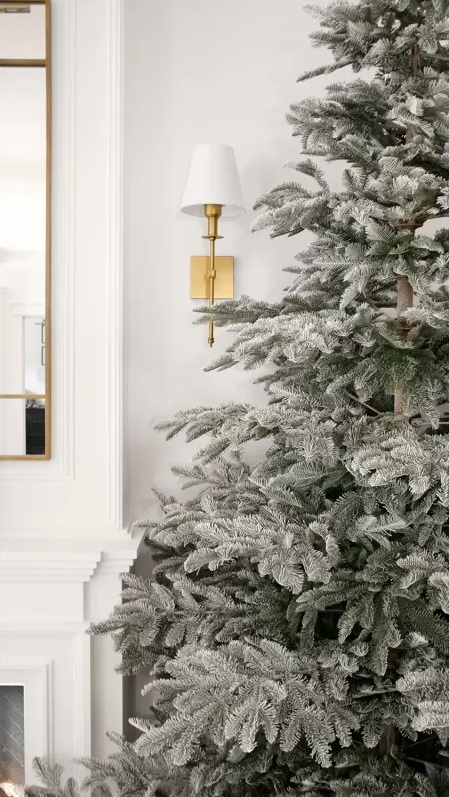 Albero di Natale innevato Rockefeller by Salvatore Izzo H240 - immagine 3