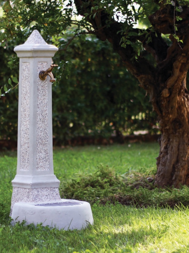 Fontana da giardino Pisa in cemento e granulato di marmo H100cm