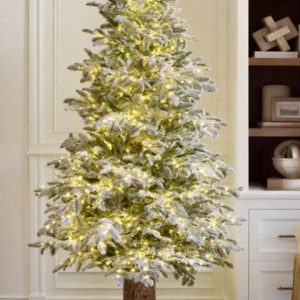 Albero di Natale Rockefeller Slim Innevato by Salvatore Izzo 210CM – 2200LED integrati | Xone