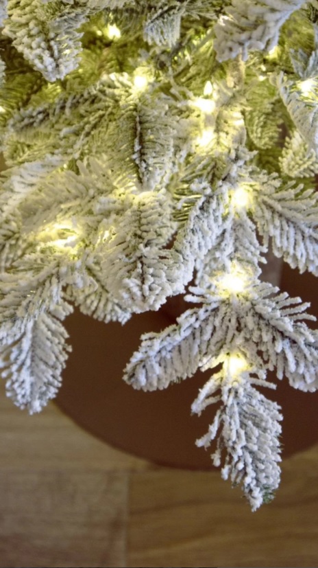 Albero di Natale Rockefeller Slim Innevato by Salvatore Izzo 210CM - 2200LED integrati | Xone - immagine 3